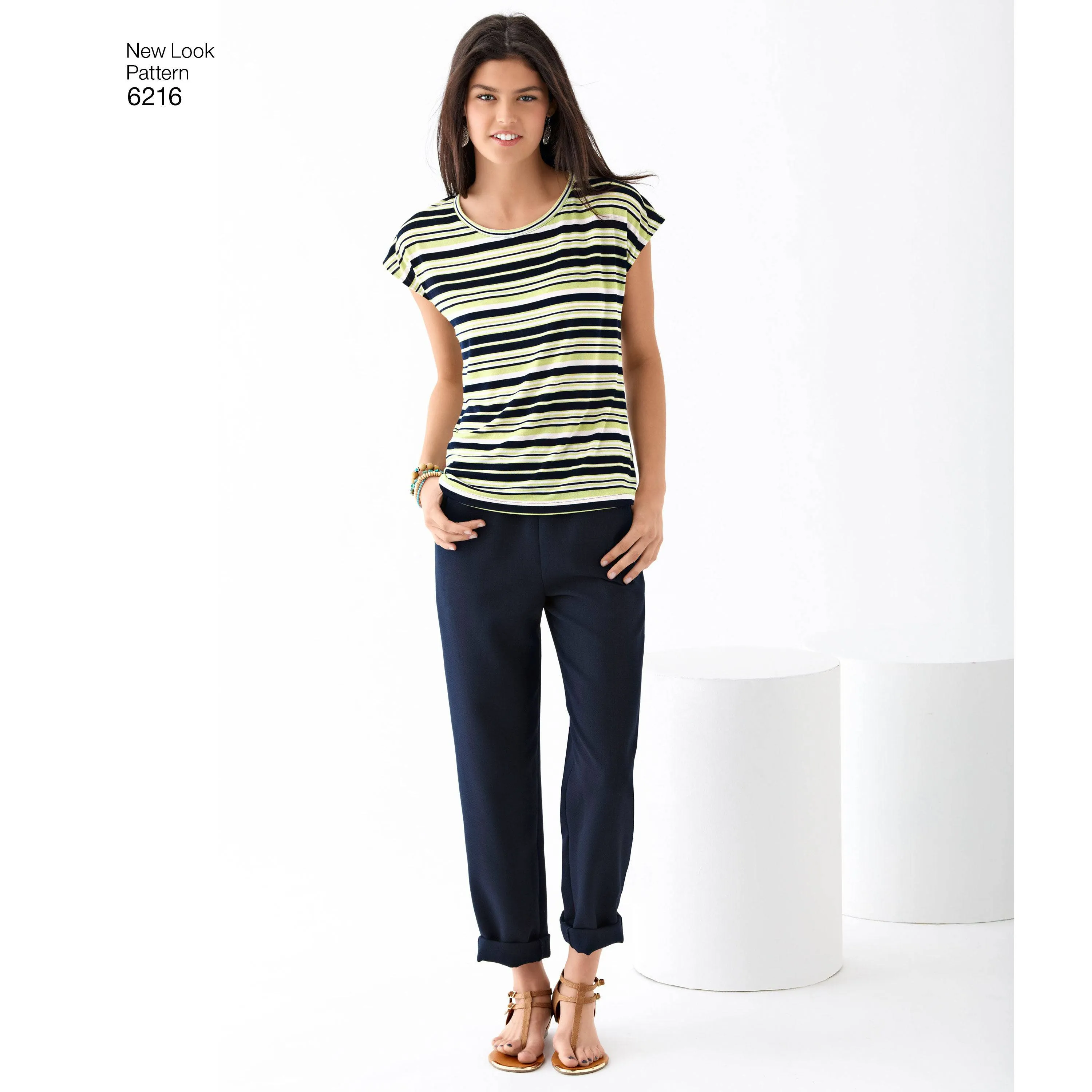 6216 Misses' Knit Tops and Pants