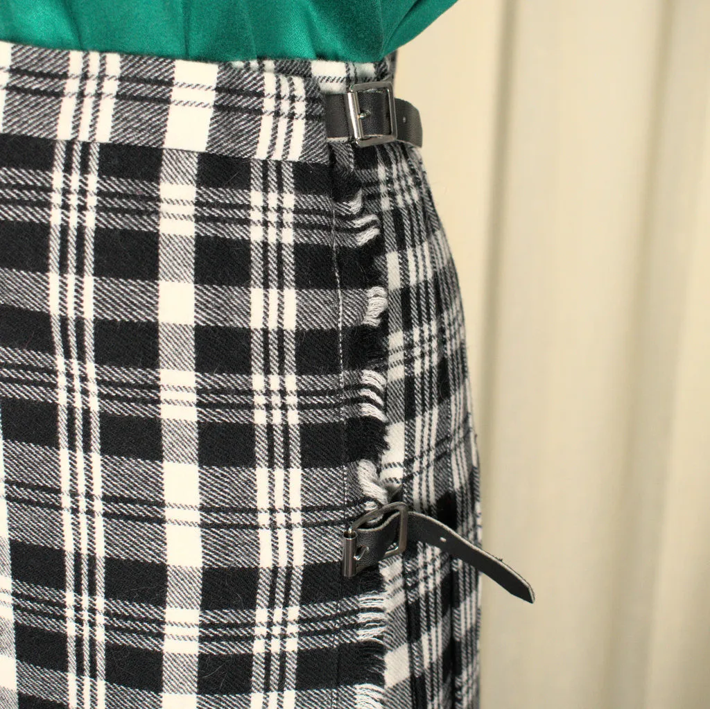 80s does 1950s B & W Kilt Skirt