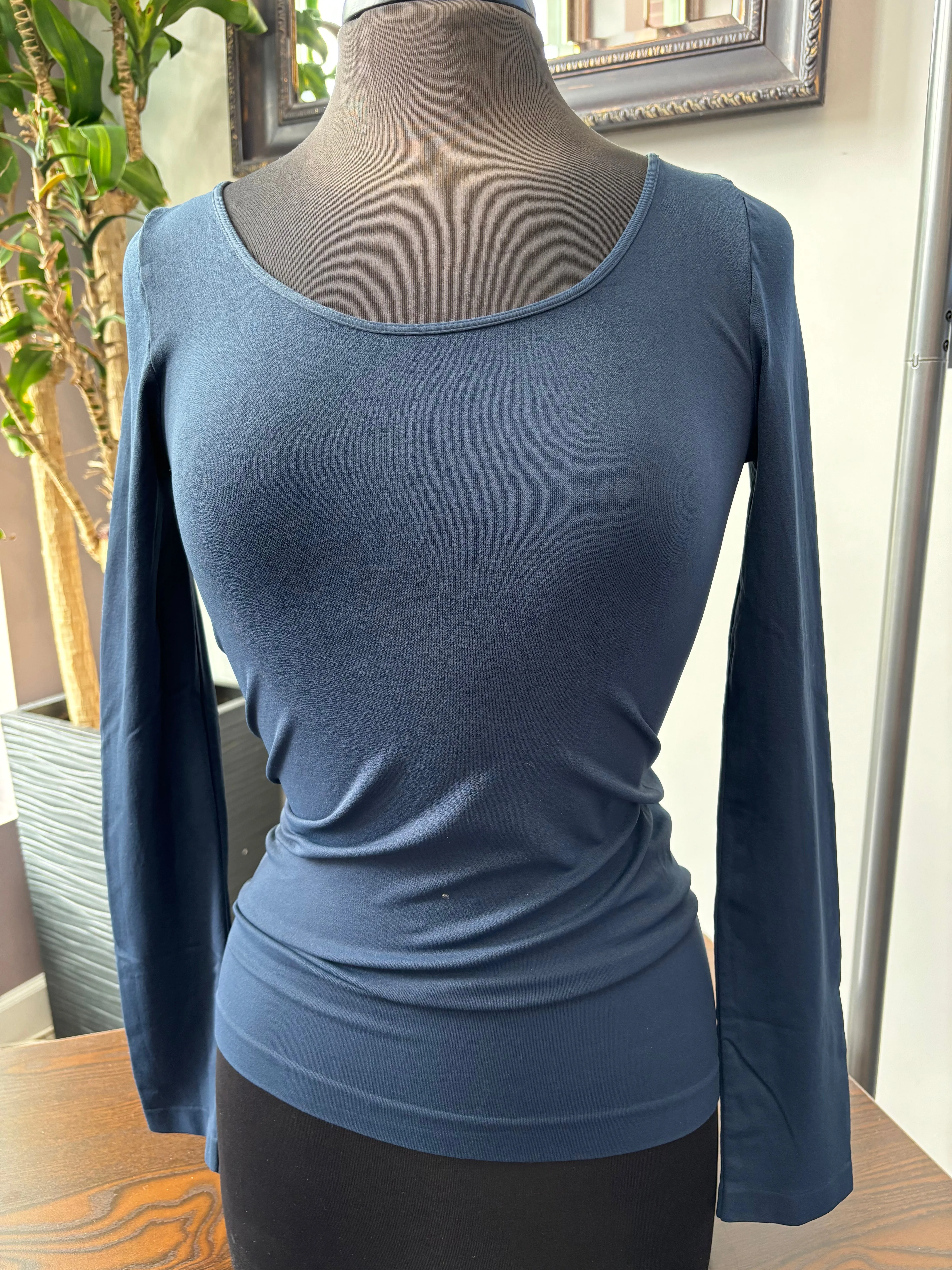 Long Sleeve Scoop